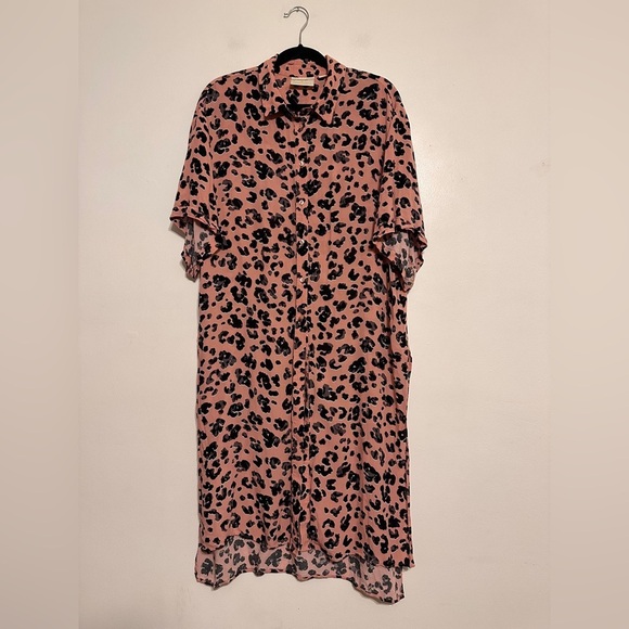 Anthro Maeve Rita Pink Leopard Printed Button Down Tunic size Large - Picture 2 of 7